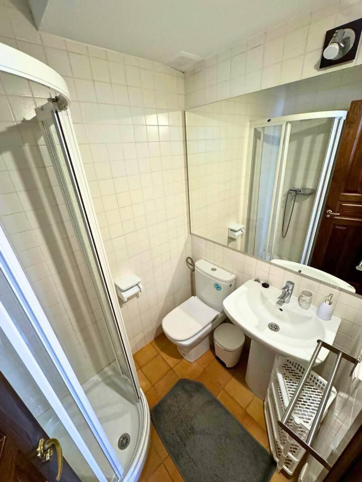 Home4u Castillejos Apartamento Granada
